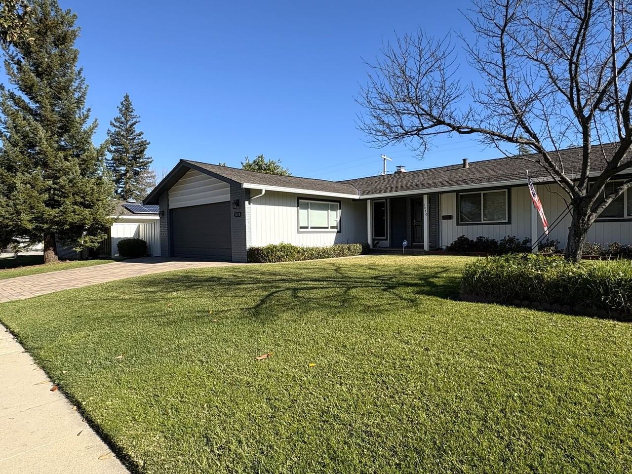 1470 Hollenbeck Ave - Photo 3 of 50