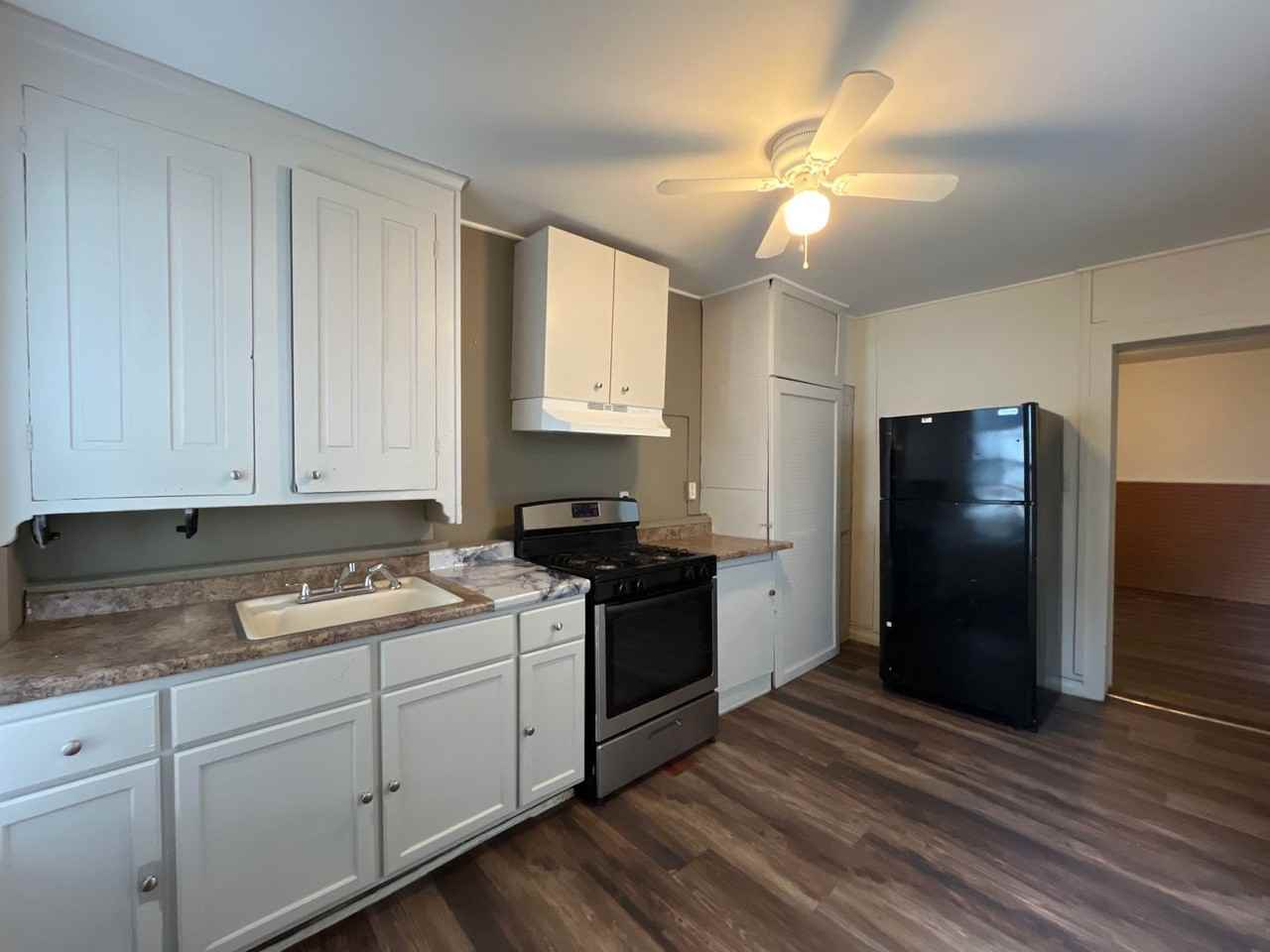 397 Emmett St - Photo 6 of 16