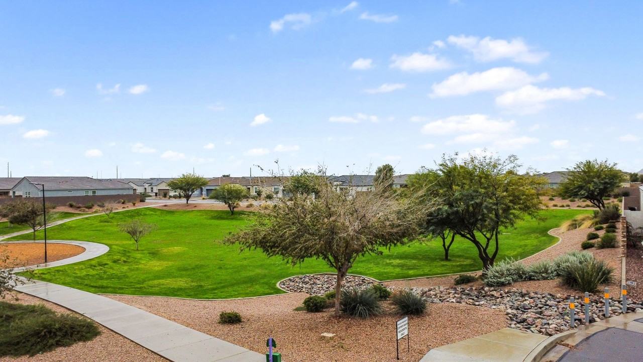 28503 N Jet Dr - Photo 4 of 36