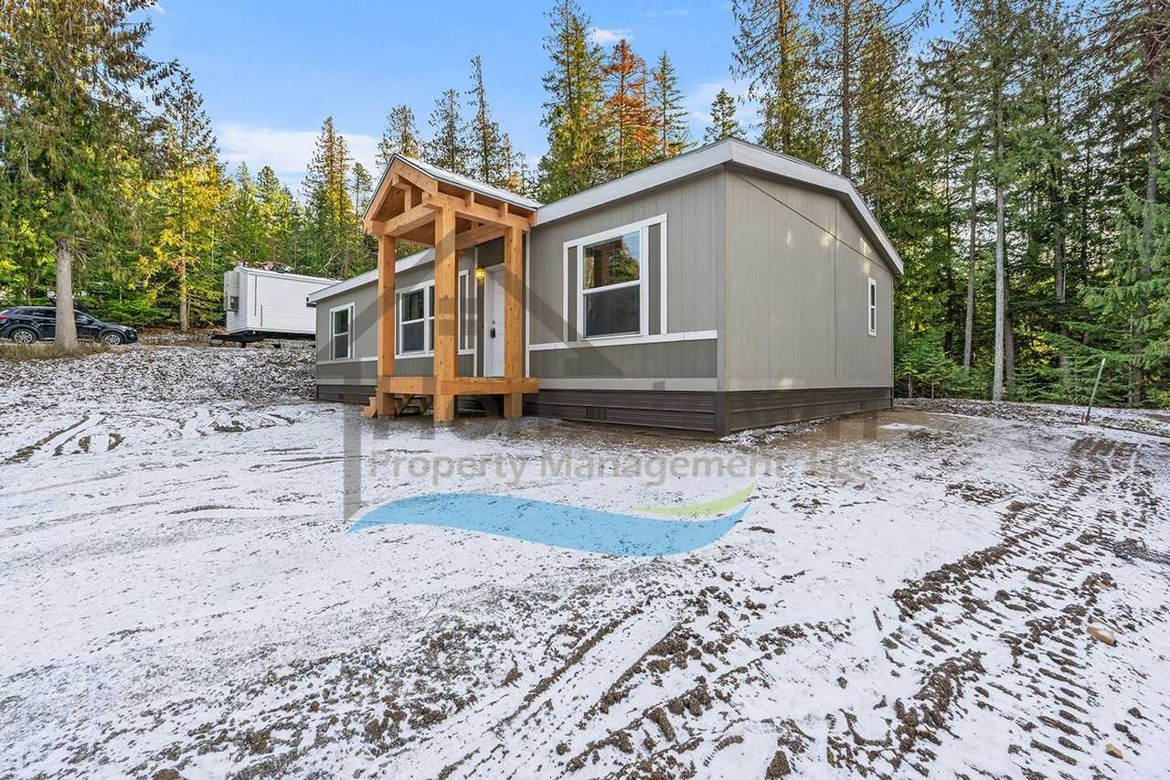 172 Cedar Hl - Photo 3 of 35