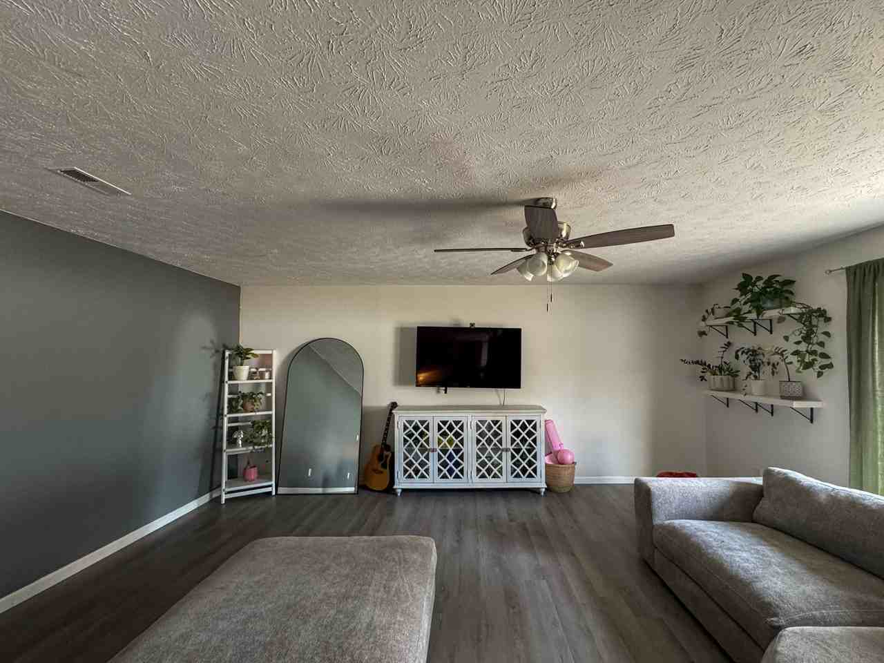 6864 Big Wood Rd - Photo 3 of 23