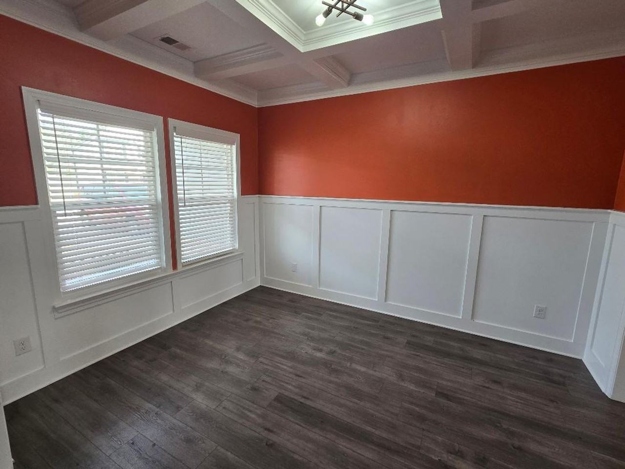 733 Courtland Ln - Photo 6 of 35