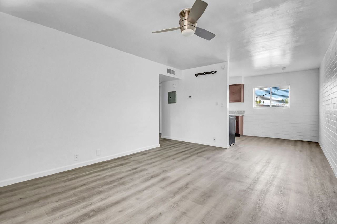 RandDLiving on Irving - Photo 6 of 28