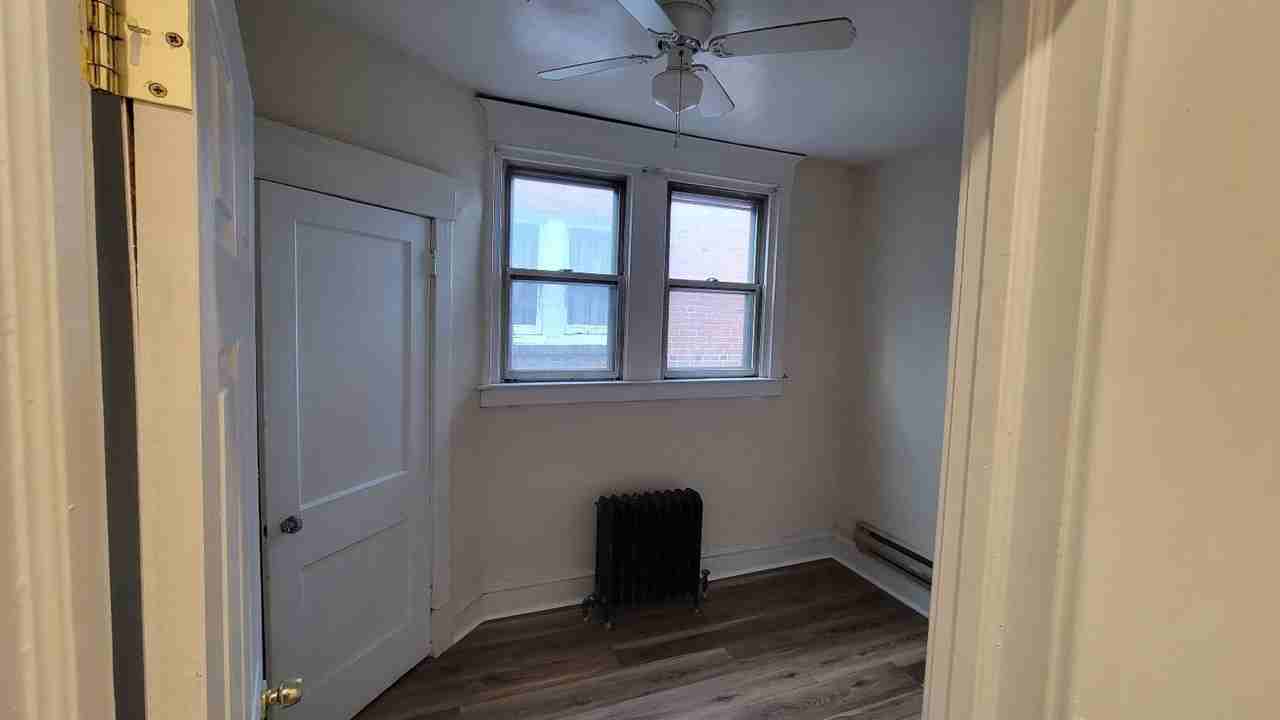 321 E Roosevelt Blvd - Photo 6 of 8