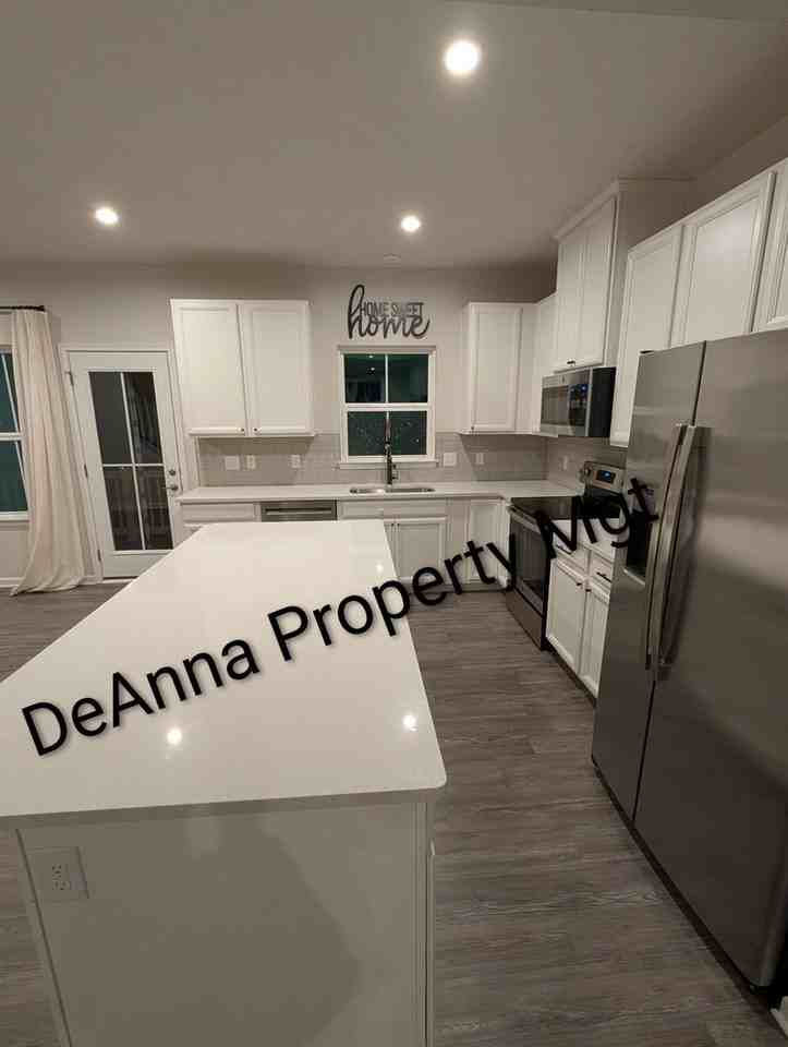 1456 Sutter St - Photo 3 of 12