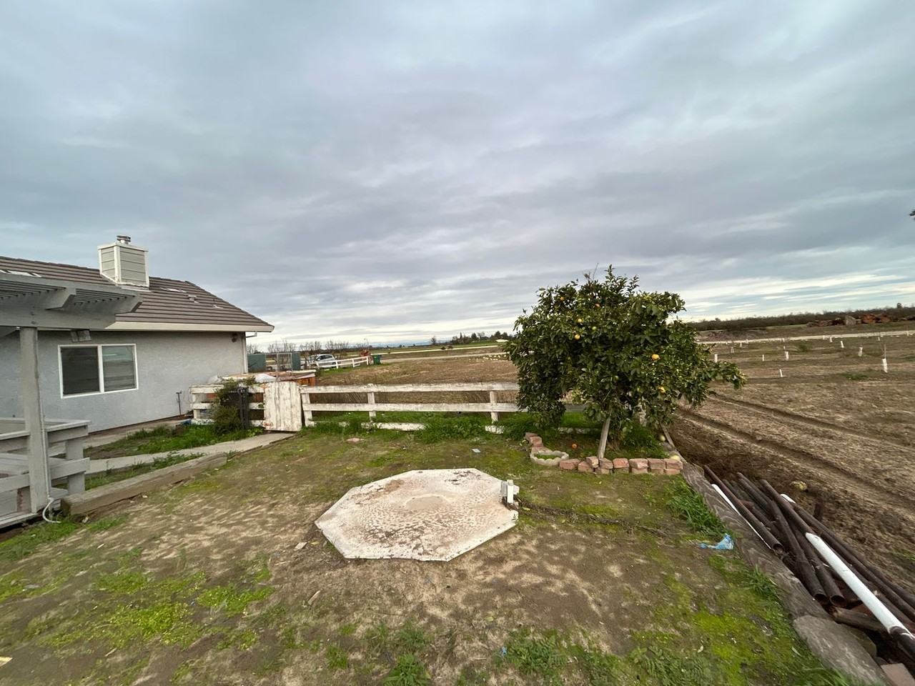 14509 Bell Dr - Photo 3 of 6