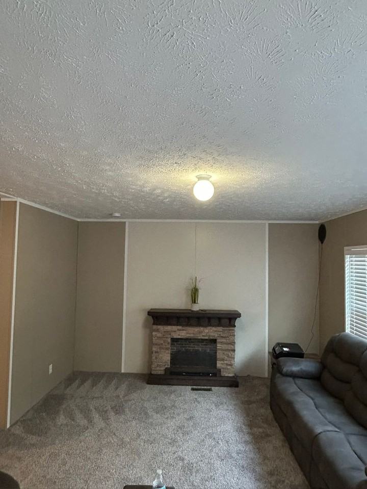 930 Pine Grove Rd - Photo 2 of 16