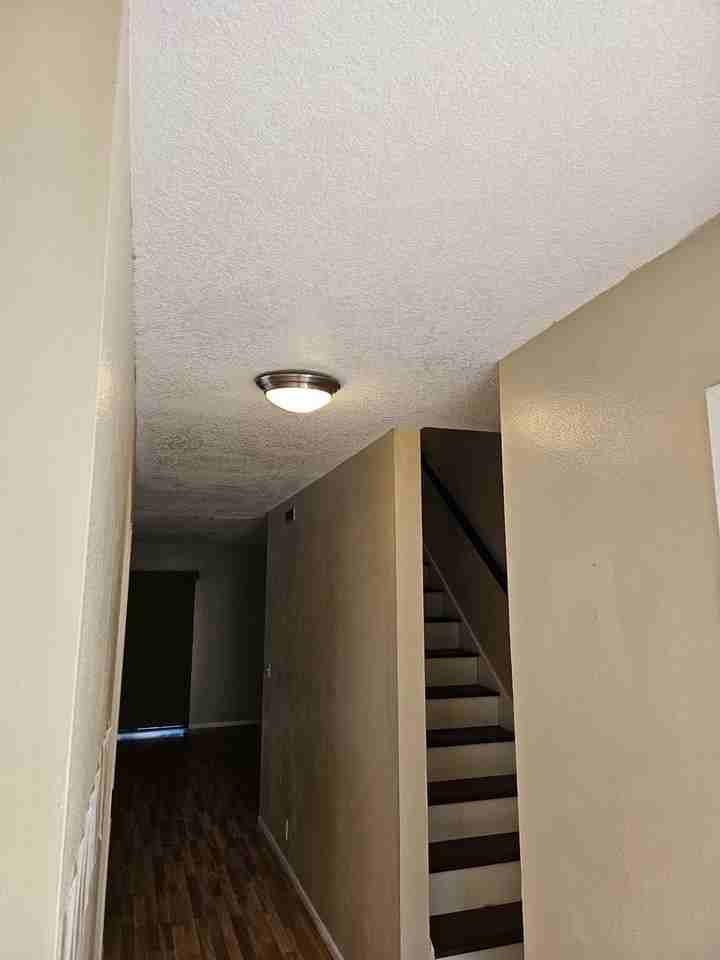 427 Sheoah Blvd #33 - Photo 4 of 40