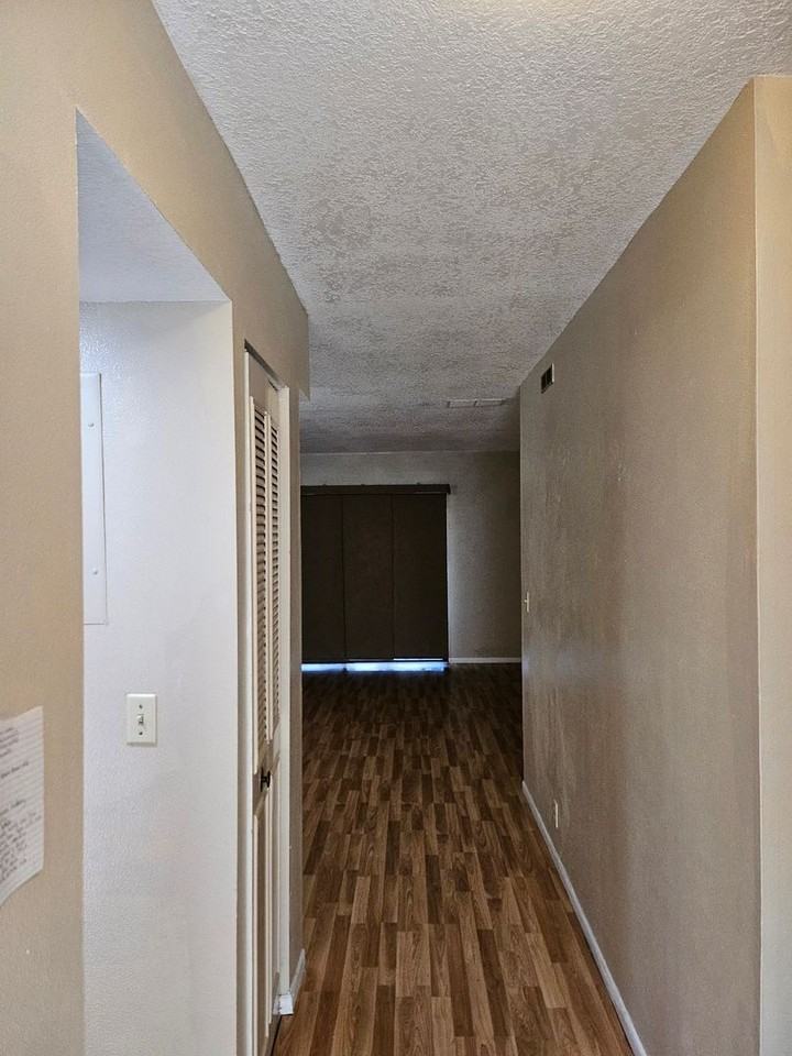 427 Sheoah Blvd #33 - Photo 5 of 40