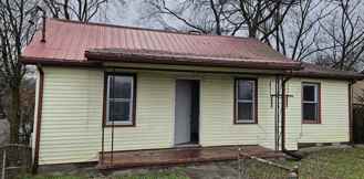 196 Hillview Ave - Photo 1 of 1