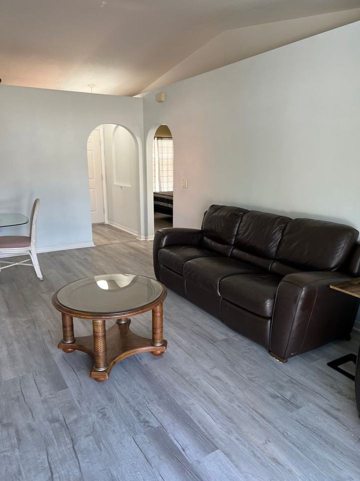 2105 Atwater Dr - Photo 7 of 20