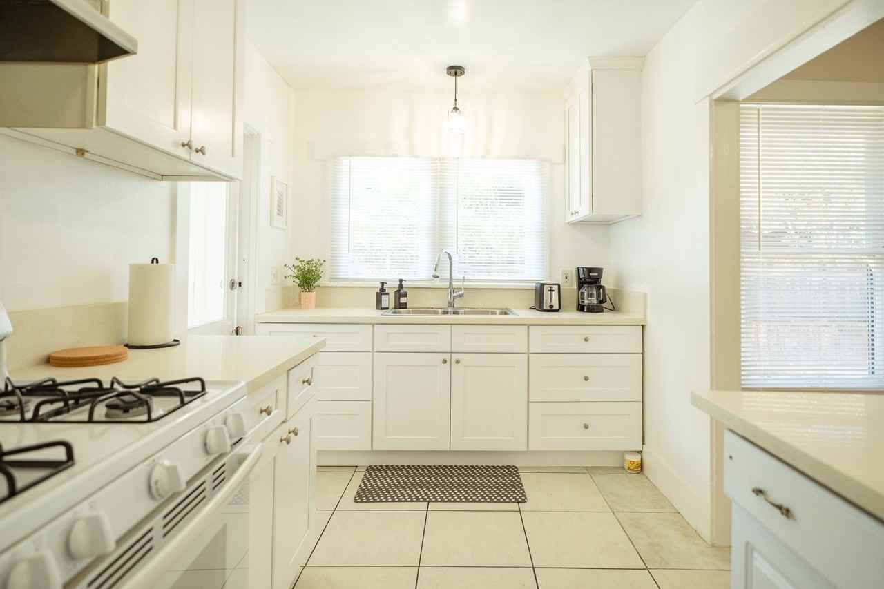 45 N Meridith Ave - Photo 5 of 18