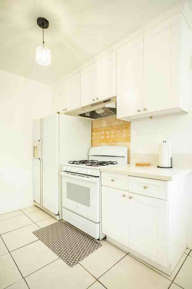 45 N Meridith Ave - Photo 6 of 18