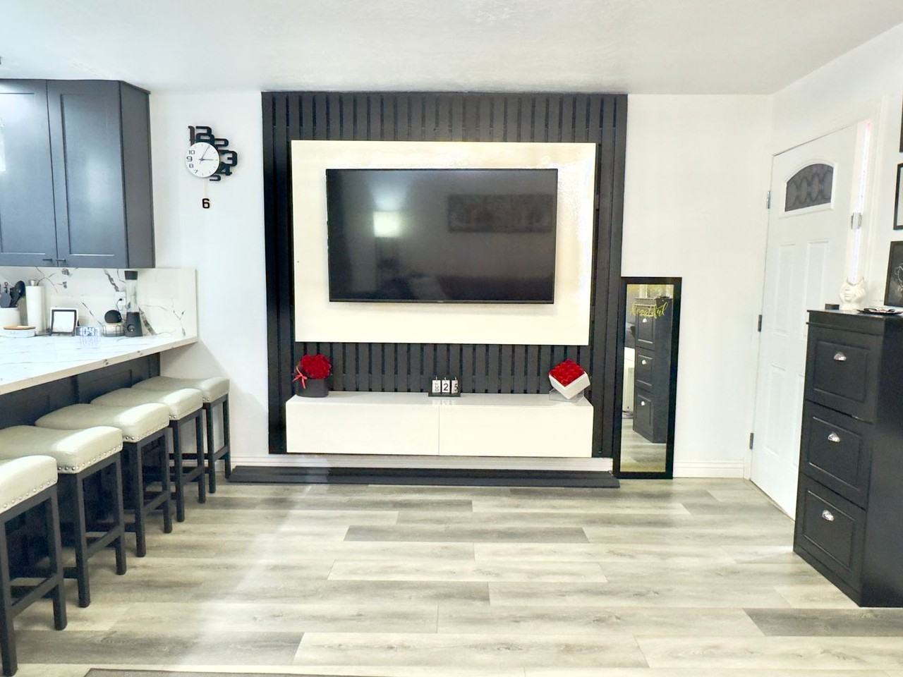 4360 42nd St #2 - Photo 4 of 31