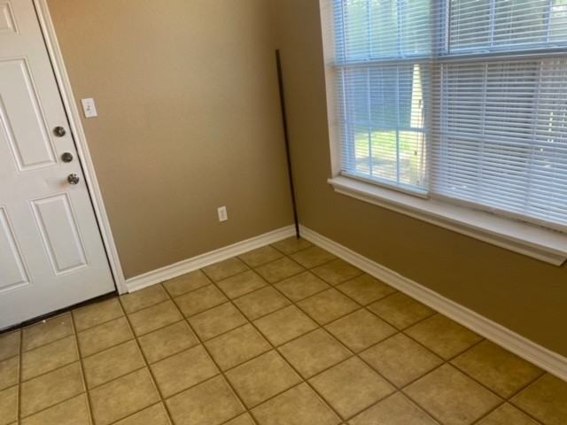 402 Cheyenne Place - Photo 7 of 19