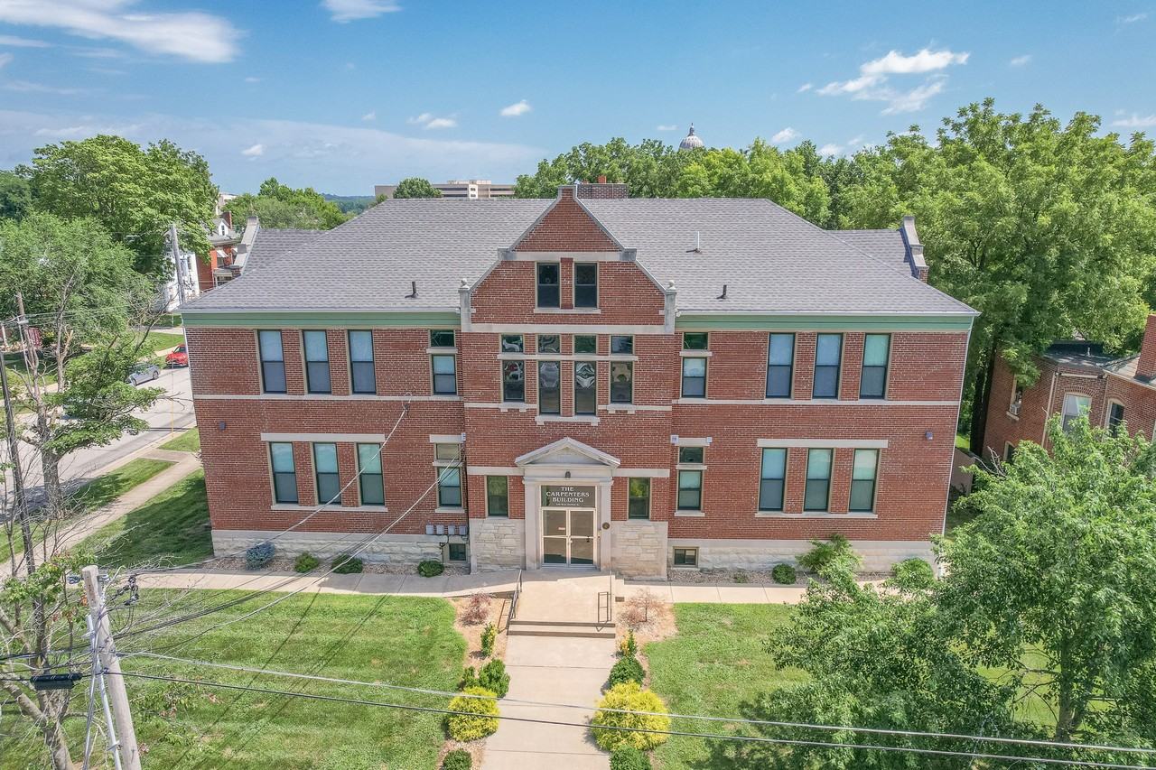 230 West Dunklin (Carpenters' Building) - Photo 2 of 18