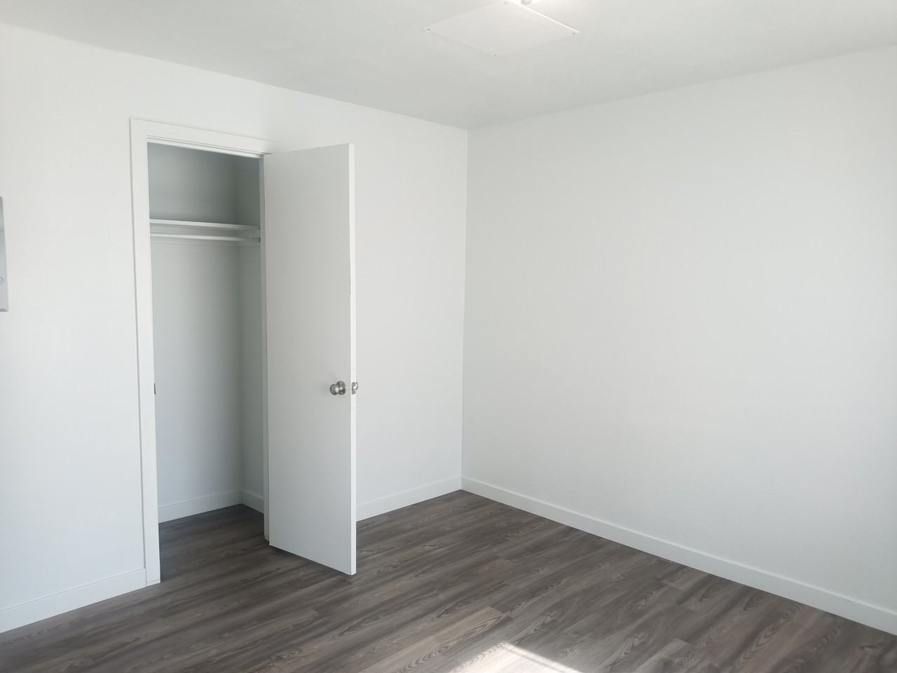 ID - 1335 S 5th Ave - LB - Photo 5 of 11