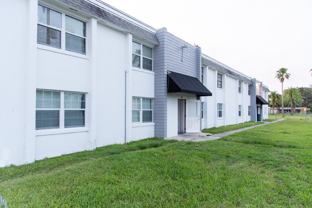 Cherry Oaks APT - Photo 1 of 1