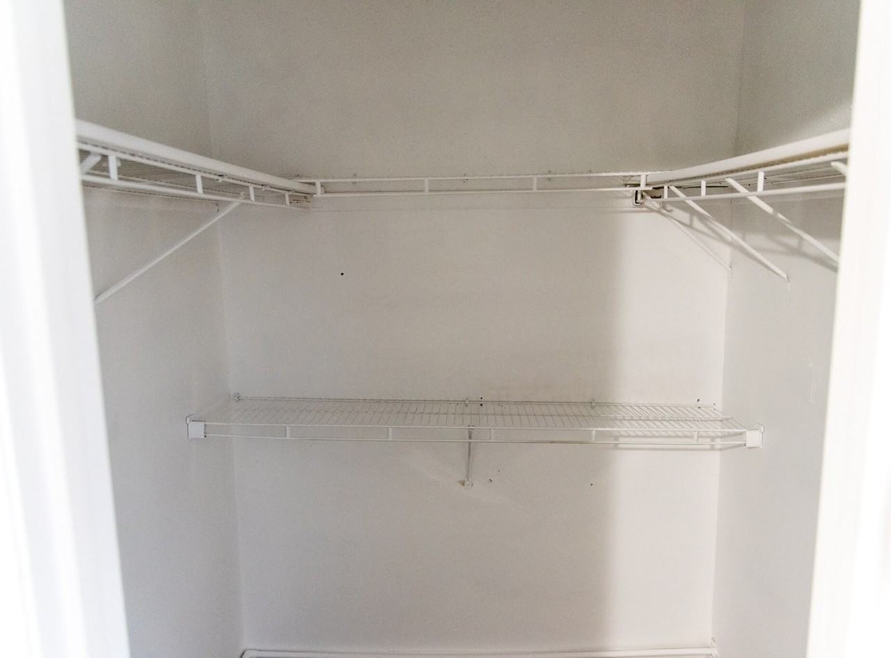 Cherry Oaks APT - Photo 5 of 46