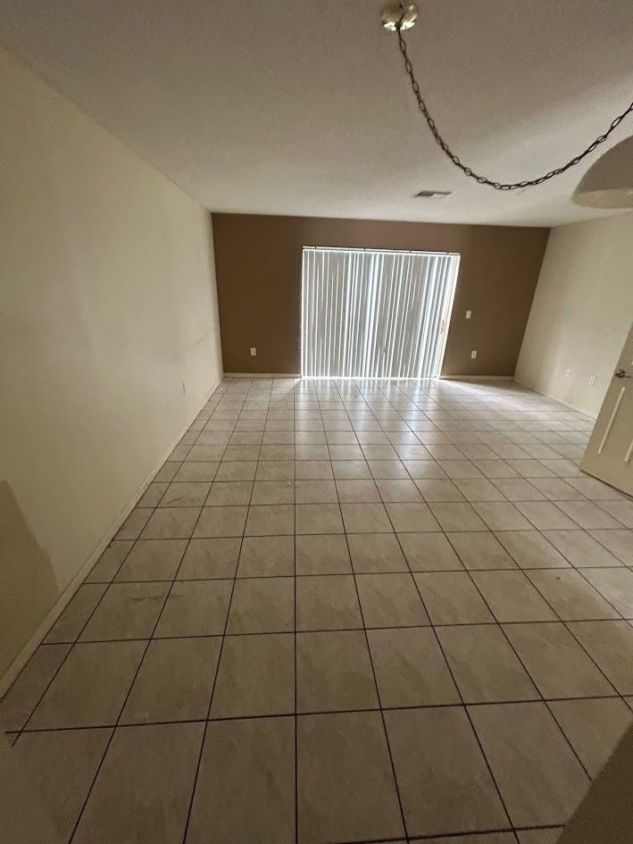 271 Hart Lane - Photo 7 of 10