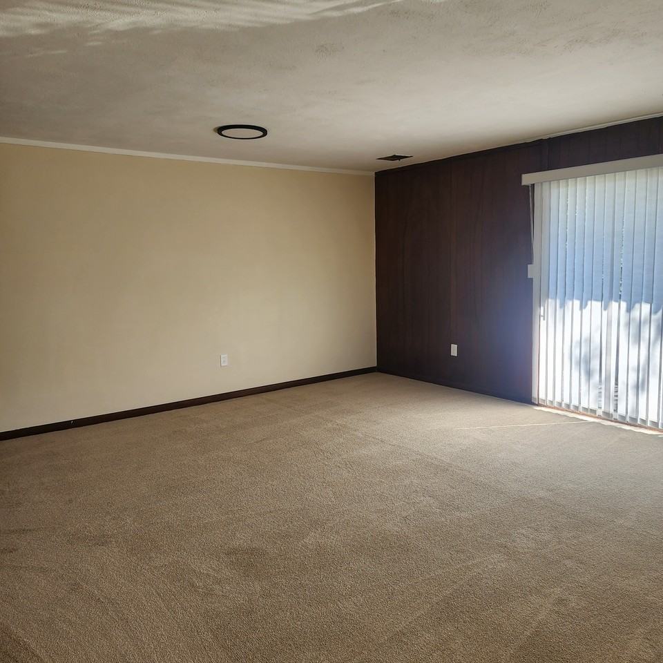 710 Lewis Street - Photo 5 of 32