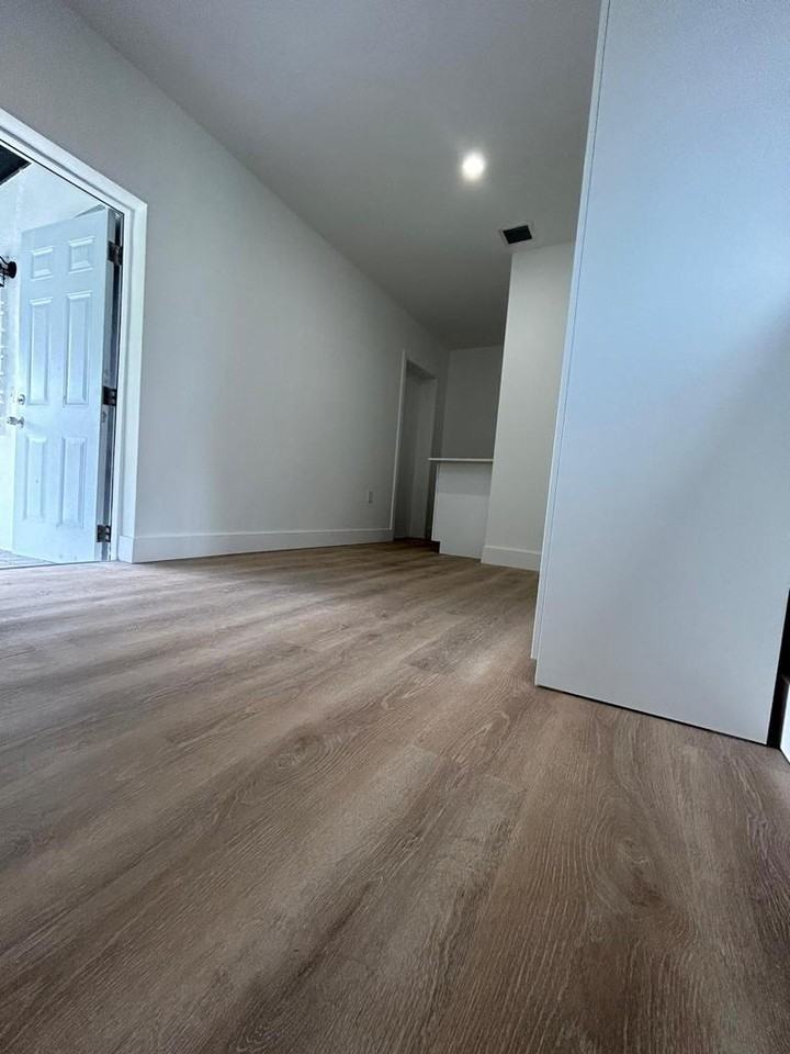 DPI 1368 - Photo 5 of 8