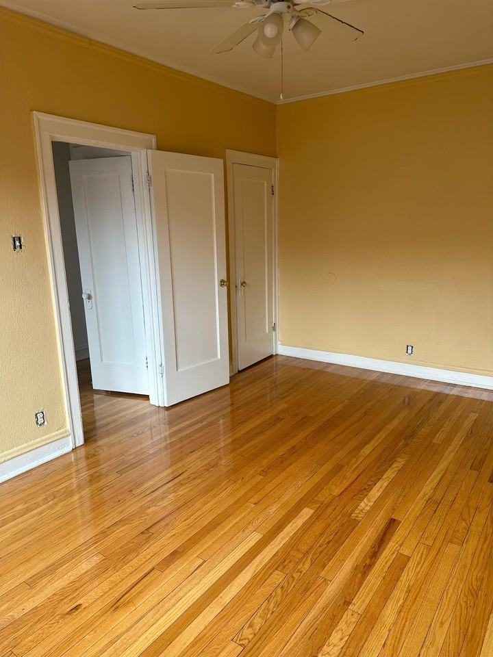 68 Crandon Apartments - Photo 6 of 15