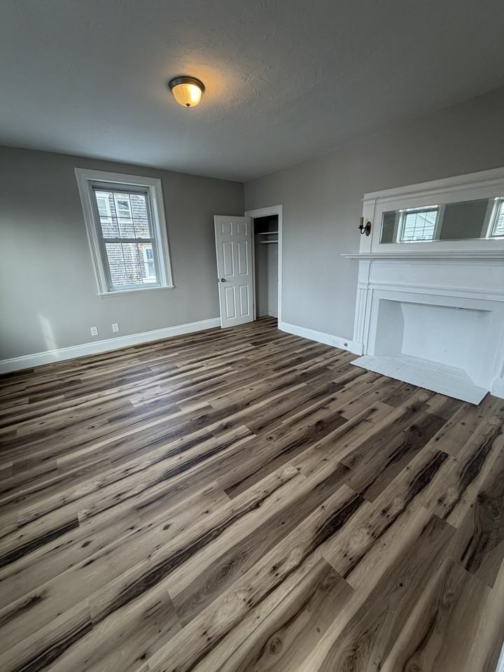 55 Main Street - Photo 3 of 7