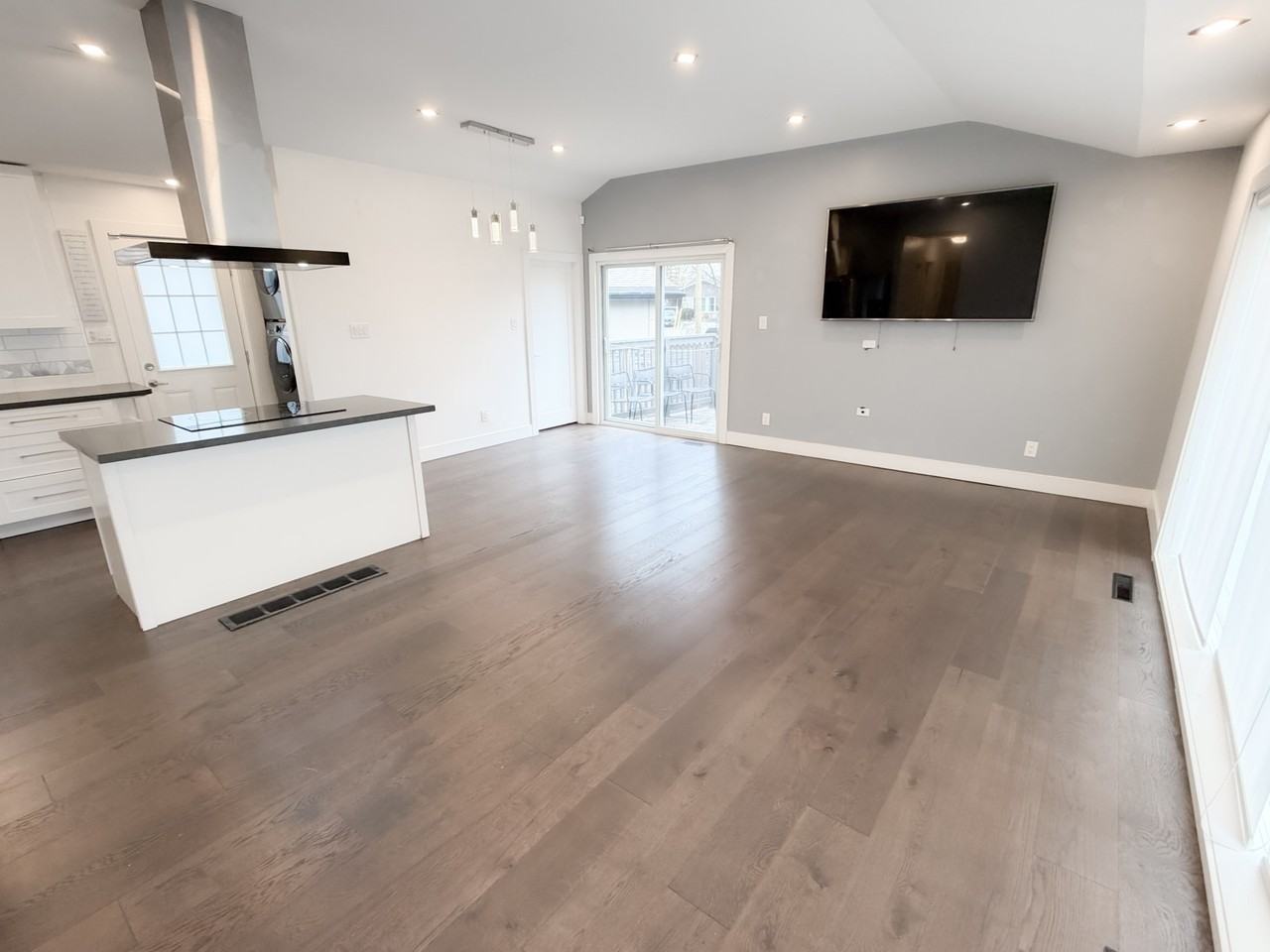 18 Deerfield Rd #MAIN - Photo 6 of 20