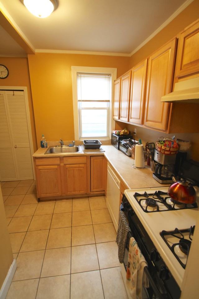 71 America Street - Photo 3 of 7