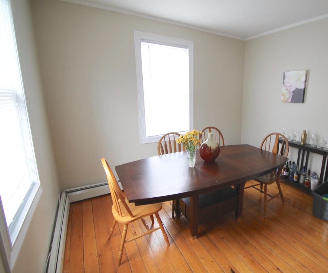 71 America Street - Photo 4 of 7