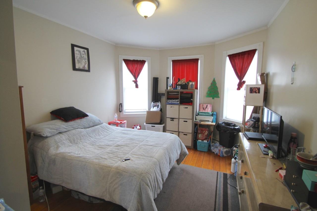 71 America Street - Photo 6 of 7