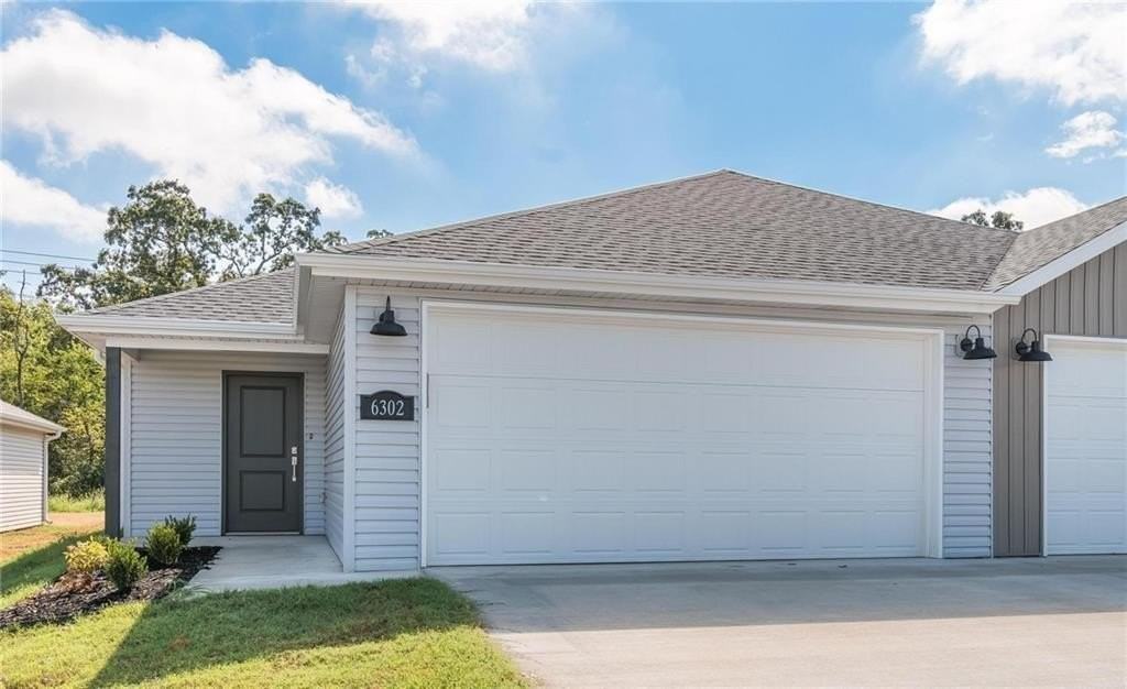 6302 Nw Kathleen St - Photo 2 of 19