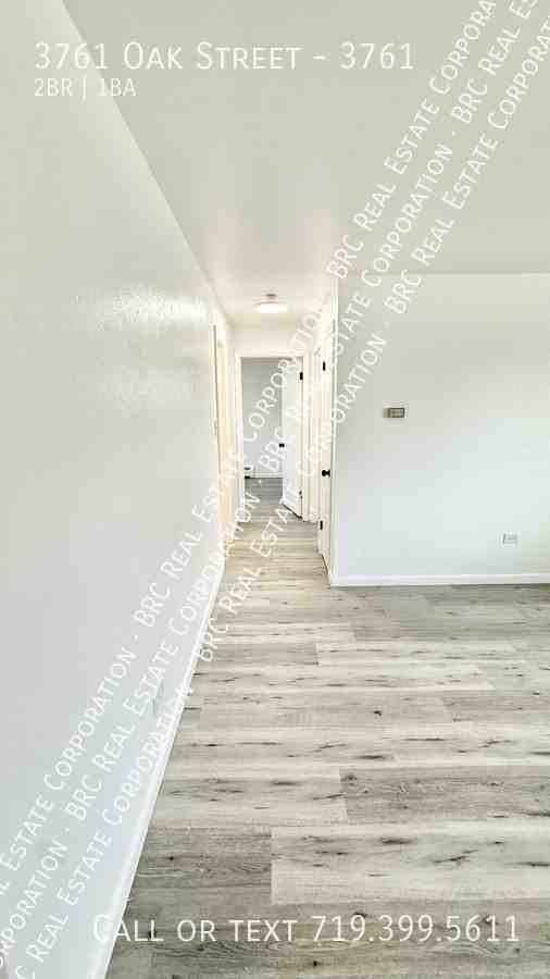 OAK NORTH APTS - Photo 6 of 17