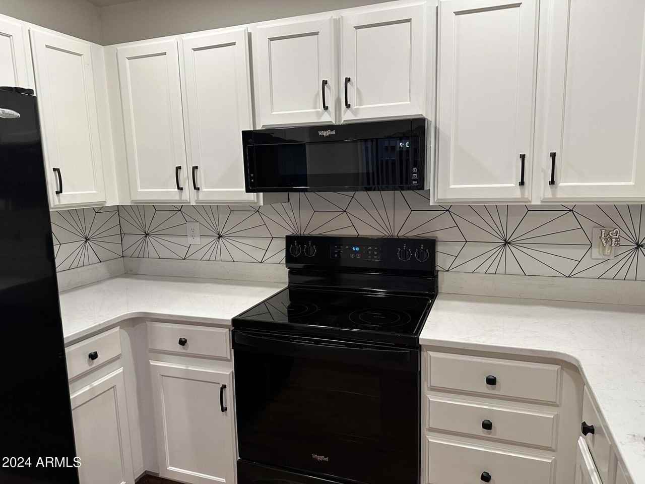 18811 N 44th Pl - Photo 4 of 10