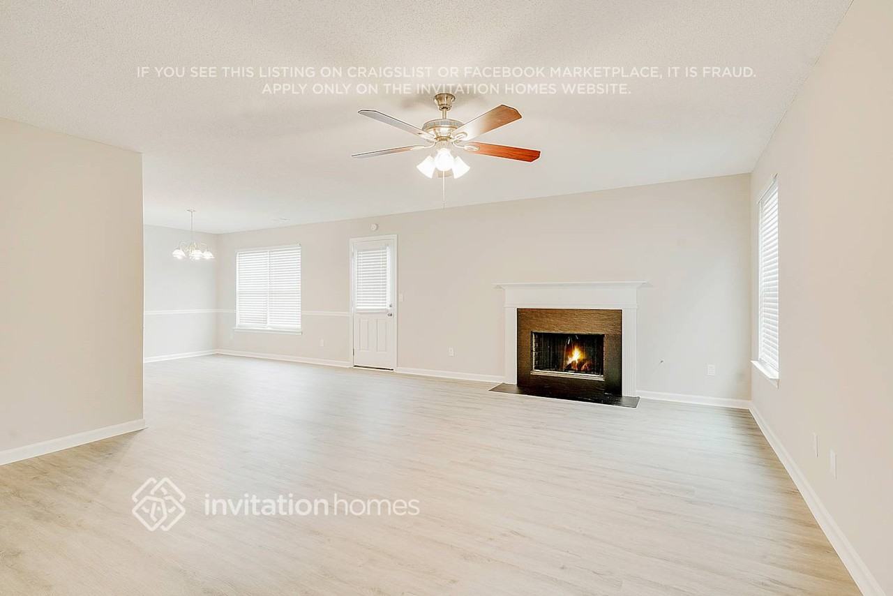 4005 Shaded Oasis Ln - Photo 4 of 21