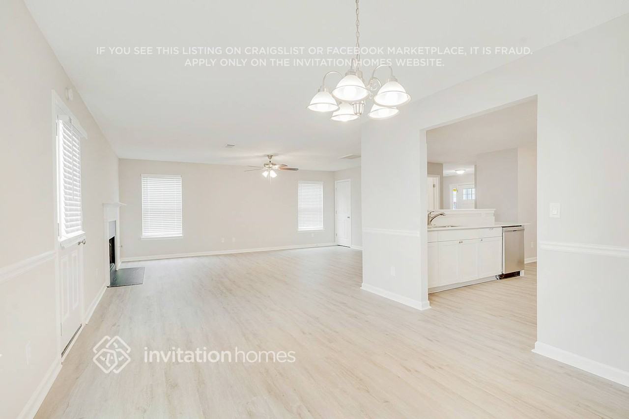 4005 Shaded Oasis Ln - Photo 5 of 21