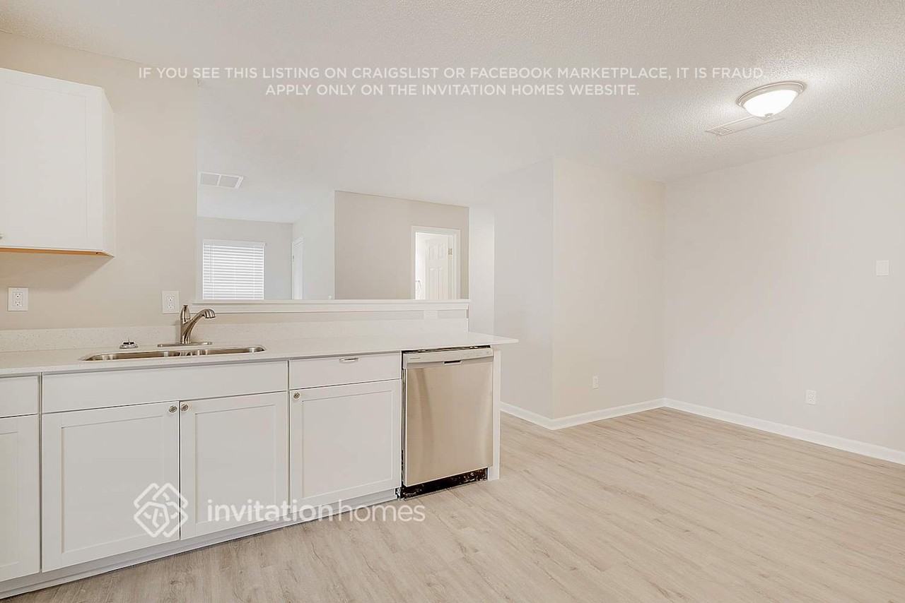 4005 Shaded Oasis Ln - Photo 7 of 21