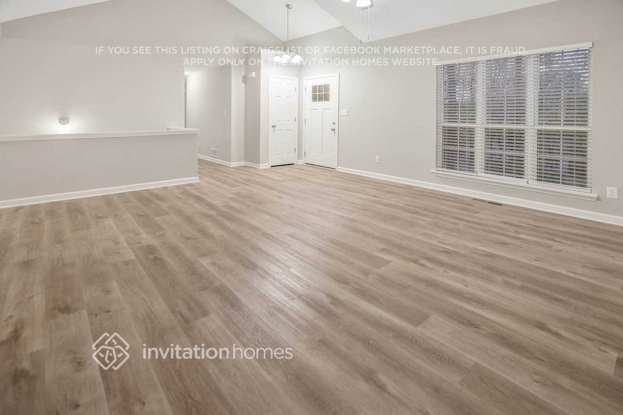 190 Lakeview Ter - Photo 4 of 31