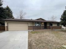 7113 W Hinsdale Dr - Photo 1 of 1