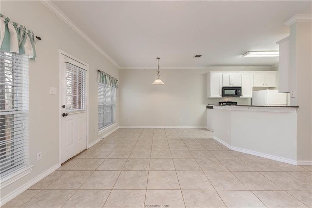 408 Montauk Ct - Photo 6 of 16