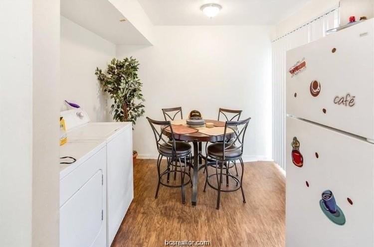 1231 Georgia St - Photo 7 of 11