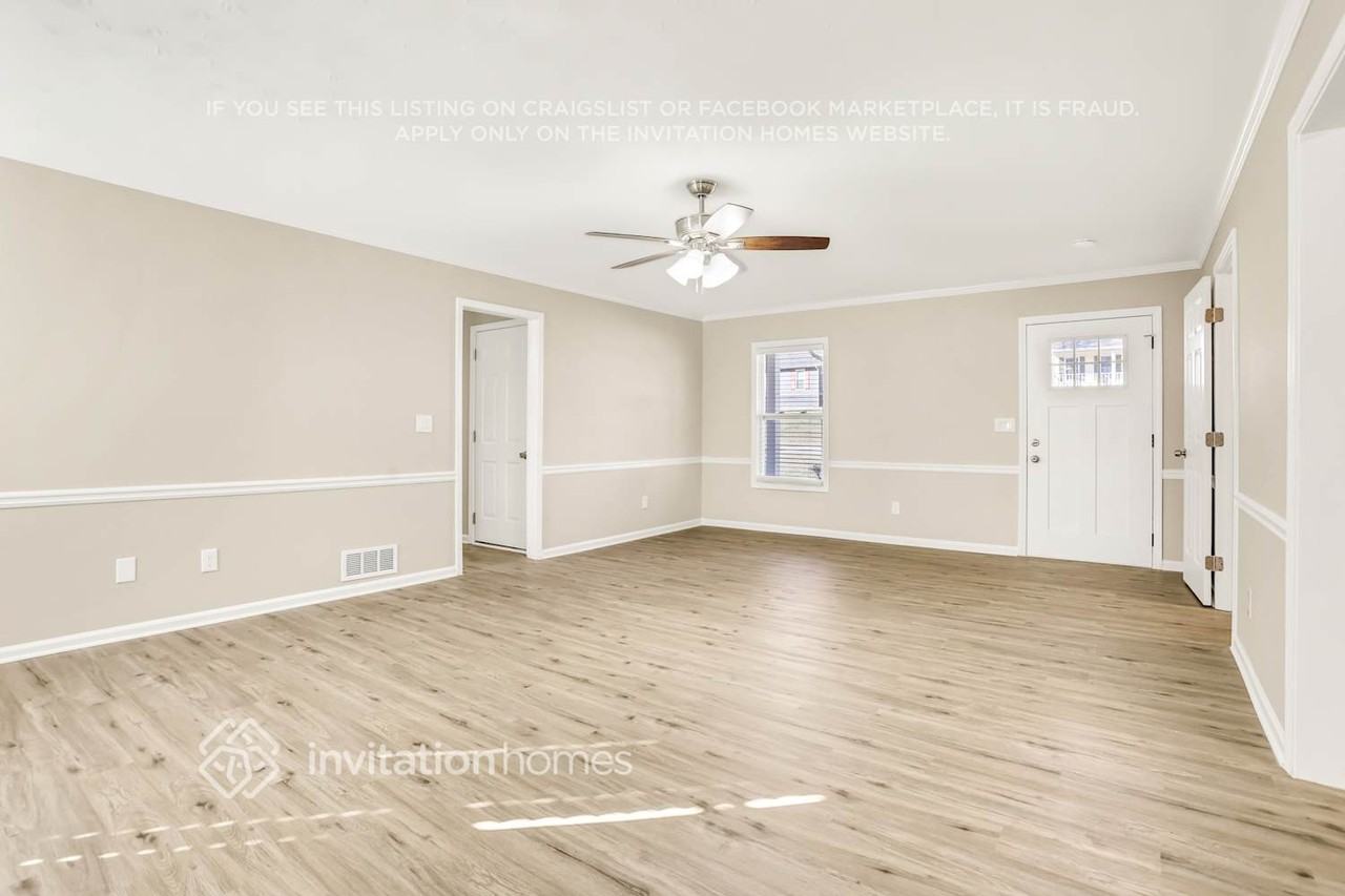 4288 Castle Gate Dr - Photo 5 of 26