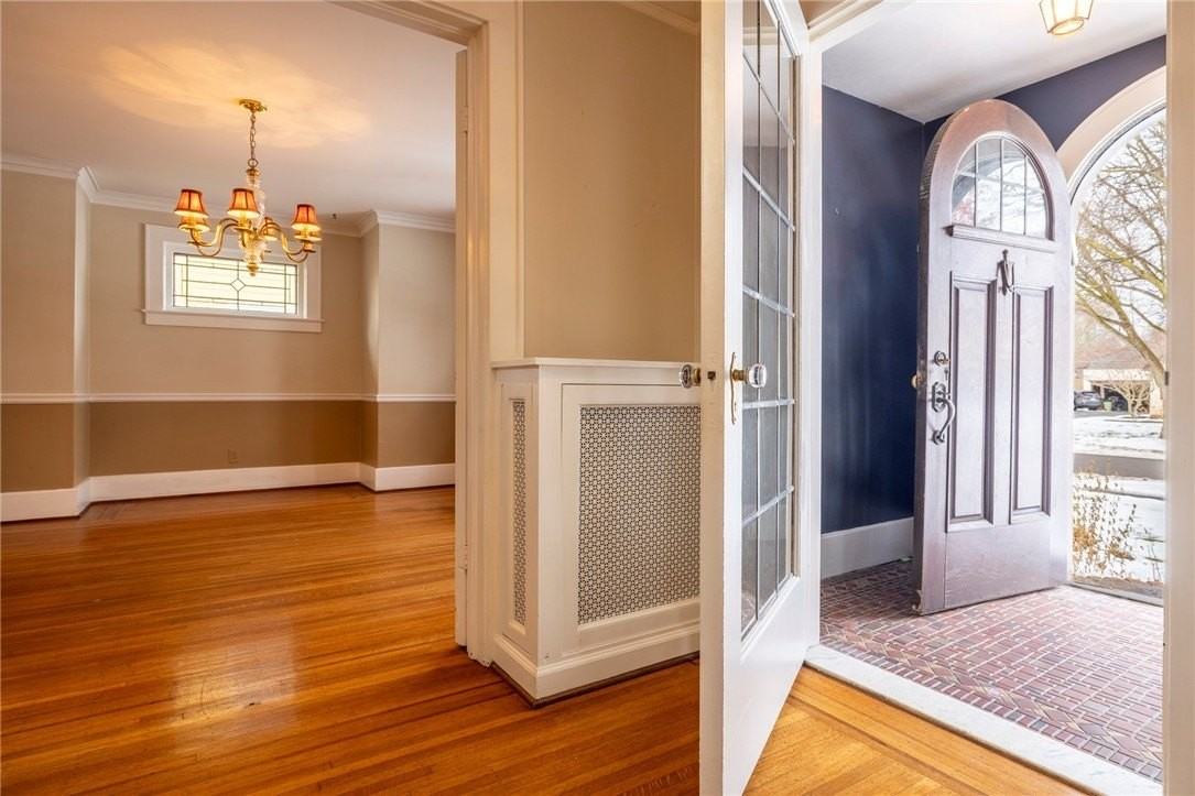 305 Castlebar Rd - Photo 7 of 48