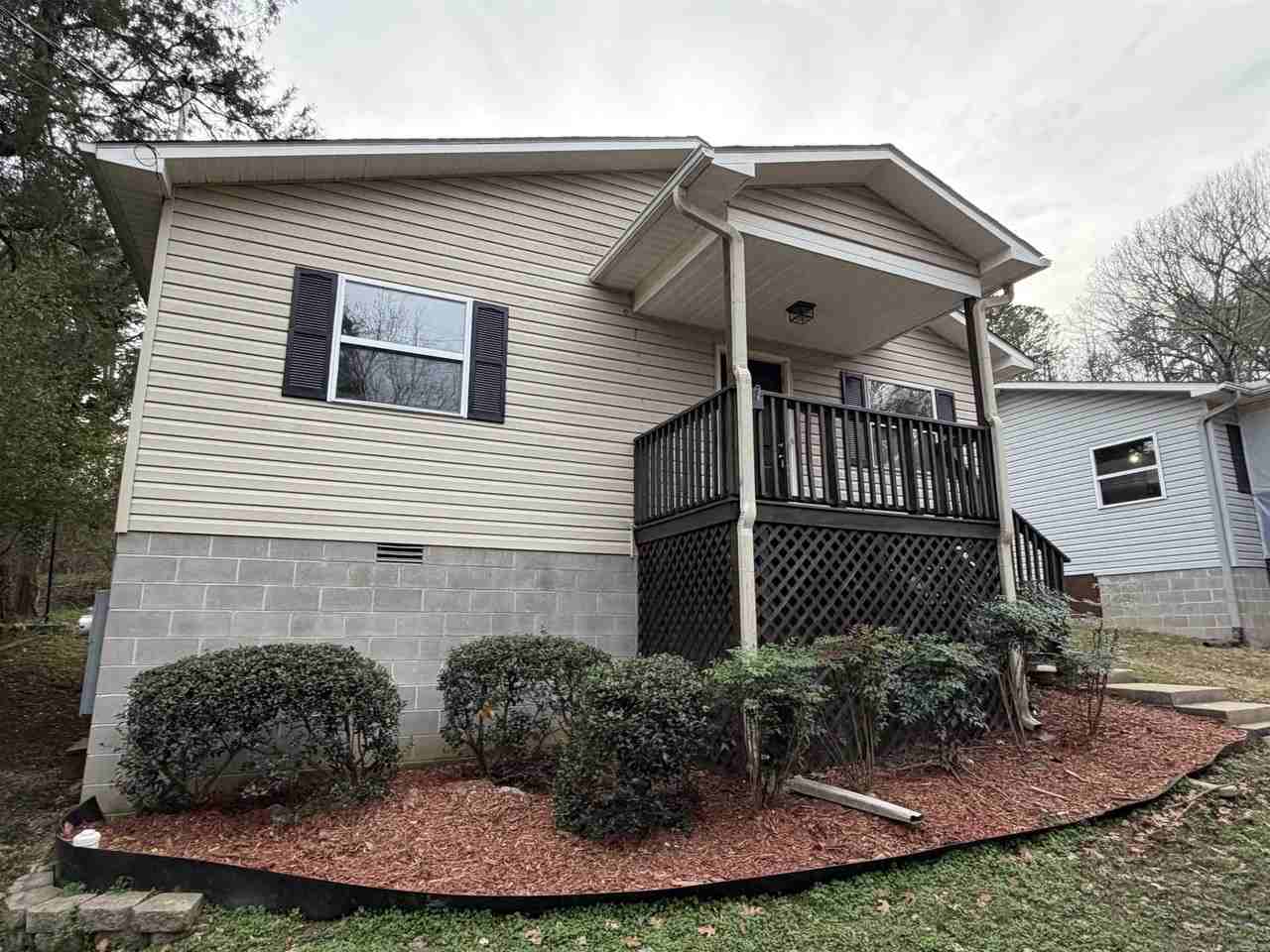 107 Juniper Pl - Photo 2 of 22