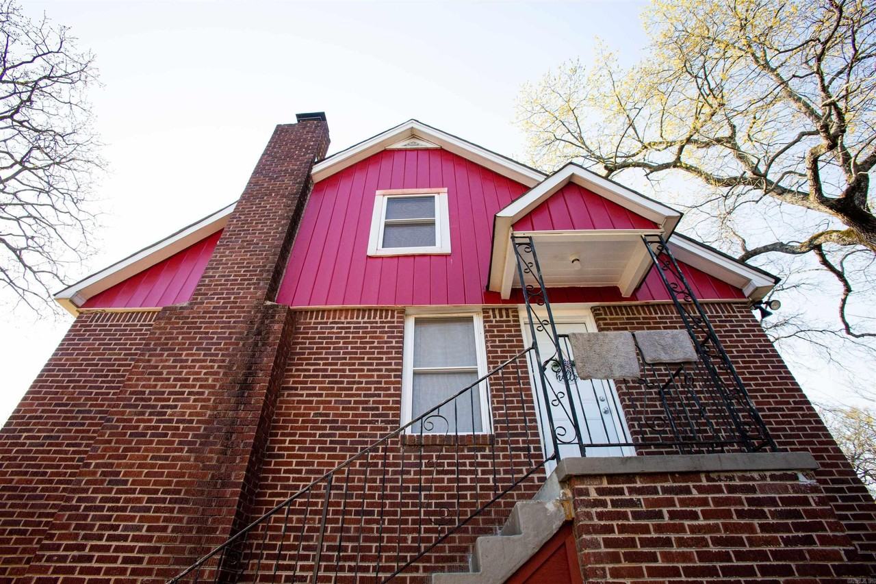 1429 Skyline Dr - Photo 3 of 50