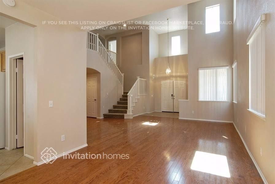 37866 Spur Dr - Photo 2 of 20