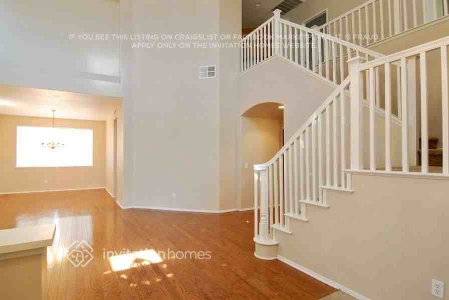 37866 Spur Dr - Photo 4 of 20