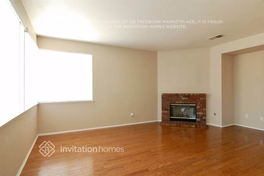 37866 Spur Dr - Photo 5 of 20