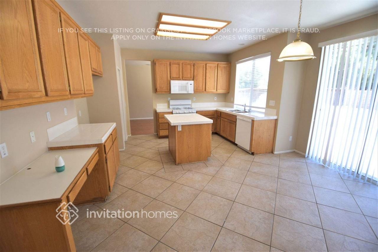 37866 Spur Dr - Photo 6 of 20